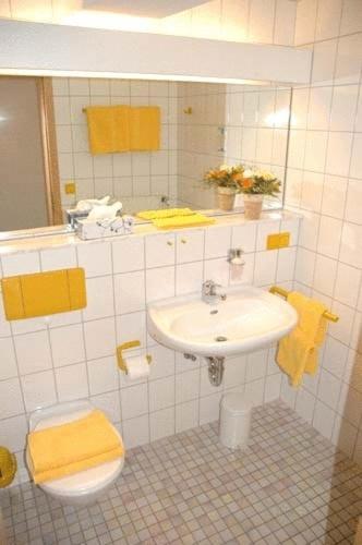 Hotel Pfaelzer Hof, Zum Schokoladengiesser Rodalben Εξωτερικό φωτογραφία